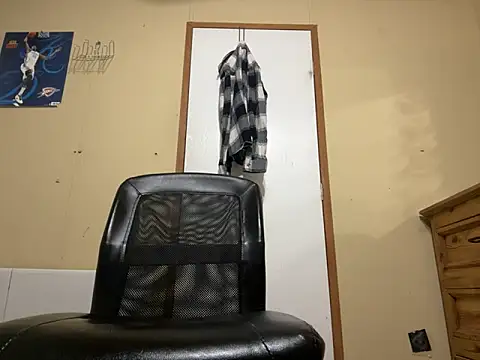 bwcizThrobbing online show from 09-21-25, 11:12