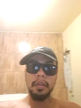 Snapshot of Fernandobs_ chatting on 03-15-25, 05:08 Fernandobs online show from 03-15-25, 05:08