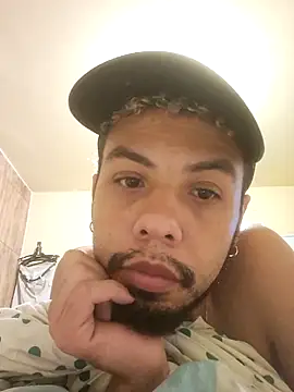 Snapshot of Fernandobs_ chatting on 03-16-25, 01:59 Fernandobs online show from 03-16-25, 01:59