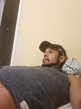 Snapshot of Fernandobs_ chatting on 03-22-25, 02:16 Fernandobs online show from 03-22-25, 02:16