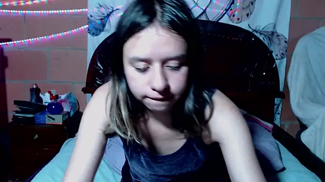 Snapshot of Sukychan_ chatting on 03-17-25, 10:28 Sukychan  online show from 03-17-25, 10:28