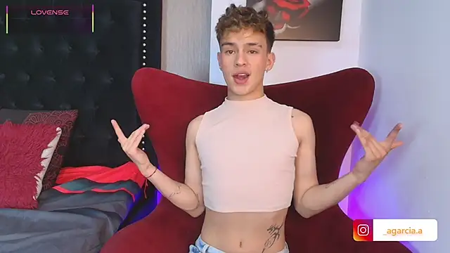 LiamWildx20 online show from 10-17-25, 04:48