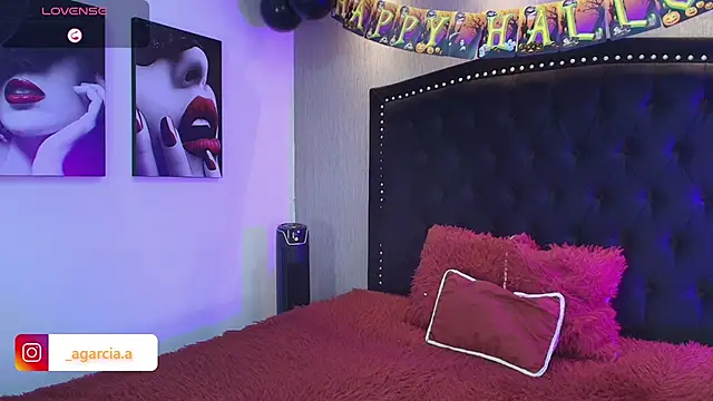 LiamWildx20 online show from 10-25-25, 10:04