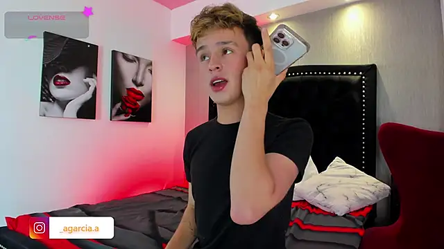 LiamWildx20 online show from 02-19-26, 05:03