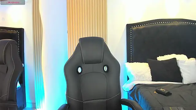 LiamWildx20 online show from 06-03-26, 04:26
