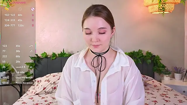 ConstanceHelms online show from 12-15-25, 05:34