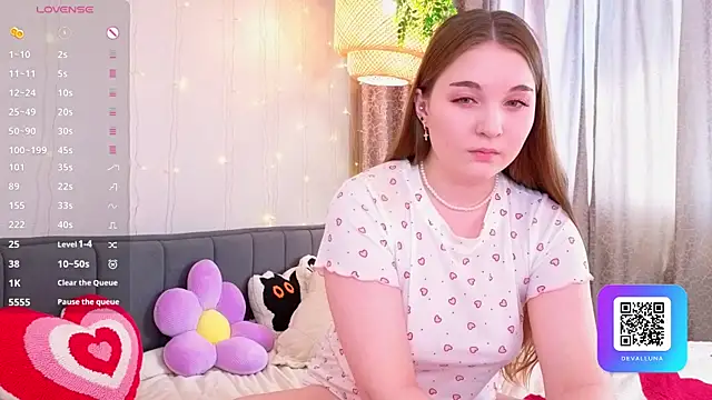 ConstanceHelms online show from 04-04-26, 05:06