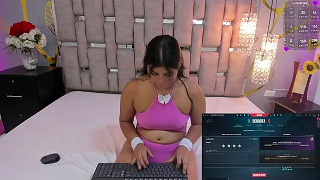 IsaCutie online show from 03-17-25, 11:54