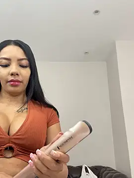 Snapshot of Sammy_Brown chatting on 05-18-26, 02:23 Sammy Brown online show from 05-18-26, 02:23