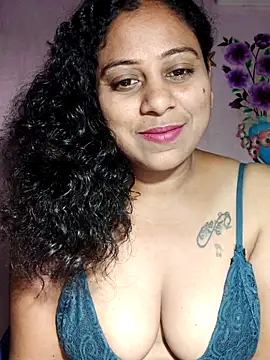Snapshot of JENNIFERtamil chatting on 10-30-25, 05:57 JENNIFERtamil online show from 10-30-25, 05:57