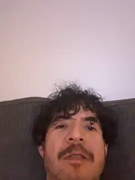 Snapshot of VicS119717 chatting on 03-19-25, 02:02 VicS119717 online show from 03-19-25, 02:02