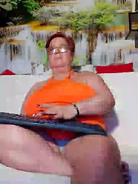 QueenPammy1 online show from 01-29-25, 03:26