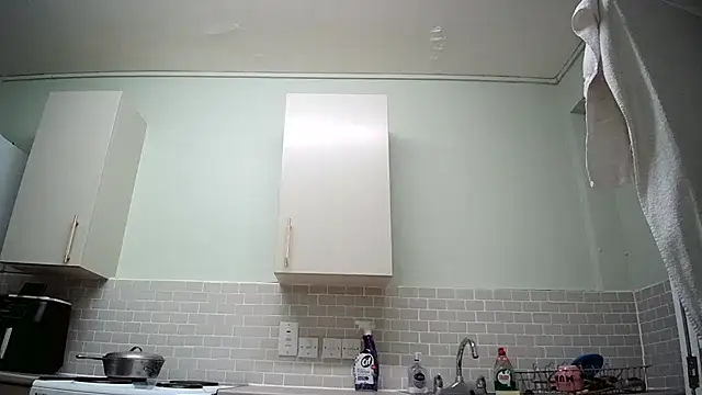 ultimate PAWG online show from 10-17-25, 08:44