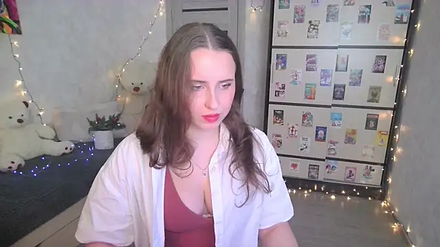 BarbiePieer online show from 12-17-25, 12:33