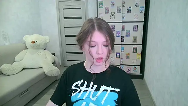 Snapshot of GinnyBlacky chatting on 06-05-26, 05:36 GinnyBlacky online show from 06-05-26, 05:36