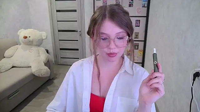 Snapshot of GinnyBlacky chatting on 07-24-26, 04:38 GinnyBlacky online show from 07-24-26, 04:38