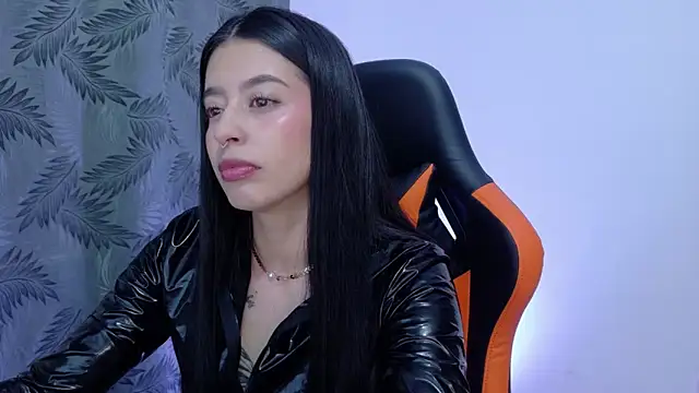Misscarolsph online show from 05-25-26, 07:09
