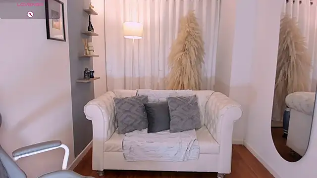 hanna mils online show from 02-20-26, 06:26