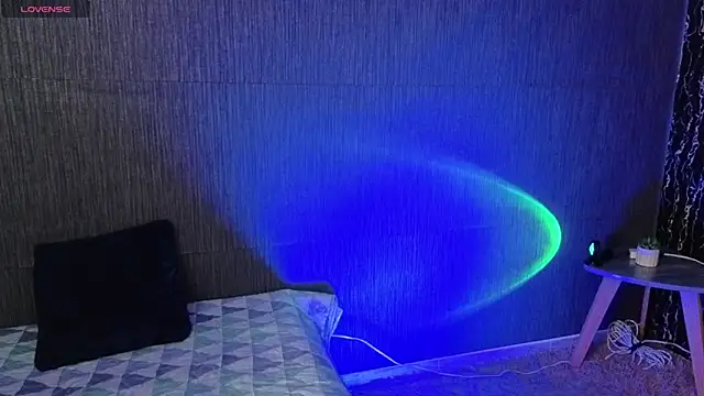 Thalia anderson online show from 04-15-26, 12:06