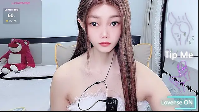 Snapshot of susu66888 chatting on 05-27-26, 04:31 susu66888 online show from 05-27-26, 04:31
