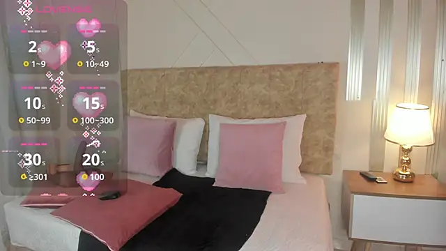 Snapshot of angelinarouse_ chatting on 09-26-25, 04:16 angelinarouse online show from 09-26-25, 04:16
