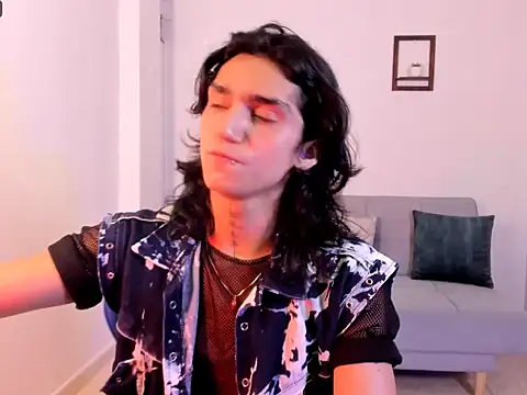 leoaddams22 online show from 01-17-26, 03:50