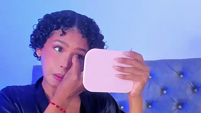 Snapshot of NikkiStarrr chatting on 03-20-25, 10:21 NikkiStarrr online show from 03-20-25, 10:21