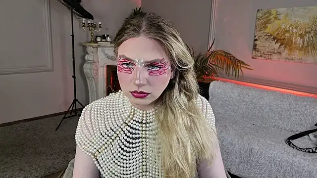 Snapshot of Jes_Solar chatting on 06-19-26, 08:56 Jes Solar online show from 06-19-26, 08:56