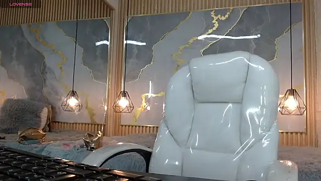 nei girl online show from 03-21-26, 11:48