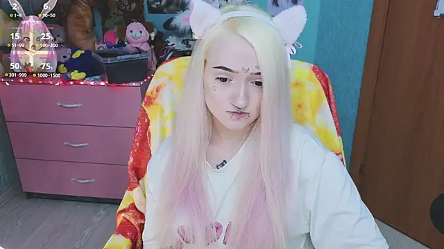 Snapshot of Manuela_unicorn chatting on 10-19-25, 02:45 Manuela unicorn online show from 10-19-25, 02:45