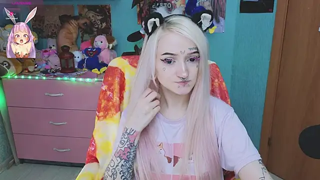 Snapshot of Manuela_unicorn chatting on 11-13-25, 08:30 Manuela unicorn online show from 11-13-25, 08:30