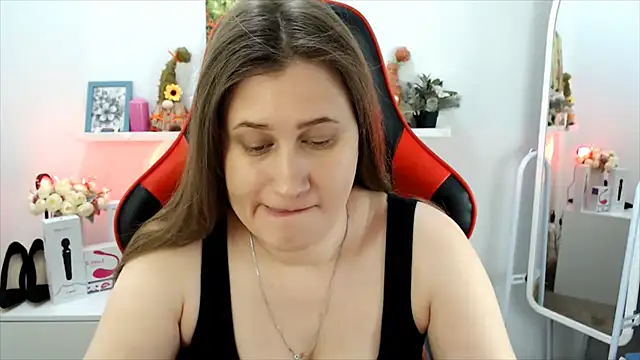 Lucky Lana online show from 03-12-26, 03:45