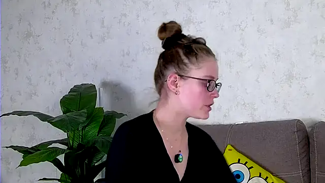 Snapshot of AshleyD_ chatting on 10-19-25, 02:56 AshleyD online show from 10-19-25, 02:56