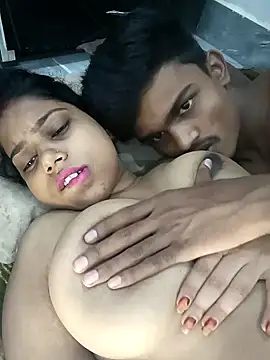 Snapshot of Mis_jay chatting on 10-22-25, 08:36 Mis jay online show from 10-22-25, 08:36