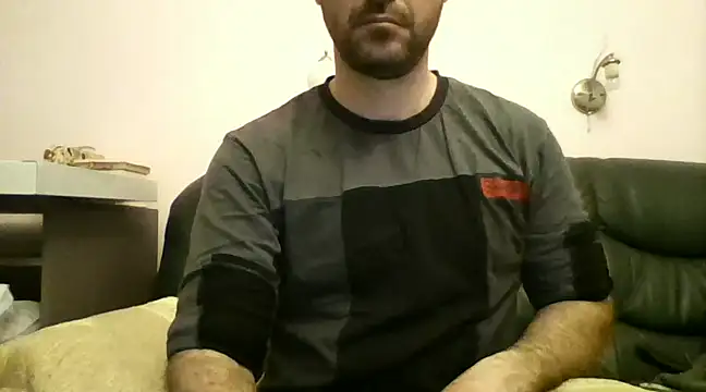 Snapshot of playman83 chatting on 03-19-25, 10:31 playman83 online show from 03-19-25, 10:31