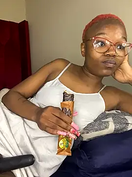 YummyMelanin117 online show from 09-26-25, 10:25