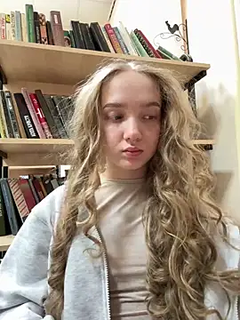 Snapshot of bambi_lu chatting on 02-02-26, 08:07 bambi lu online show from 02-02-26, 08:07