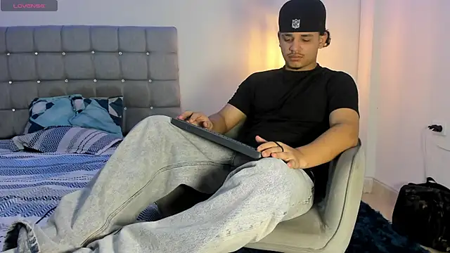 samxx muscle online show from 10-08-25, 01:42