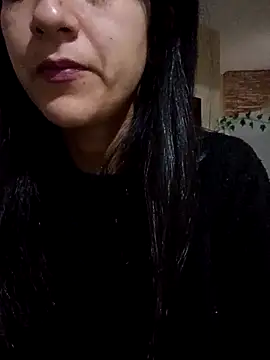 Snapshot of Camilitah chatting on 05-09-26, 01:05 Camilitah online show from 05-09-26, 01:05