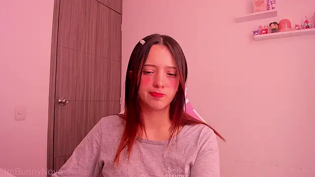 Snapshot of ImBunnyNova chatting on 05-08-26, 02:11 ImBunnyNova online show from 05-08-26, 02:11