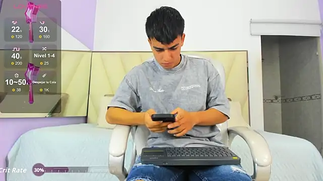 Hotboy21  online show from 12-20-25, 04:19