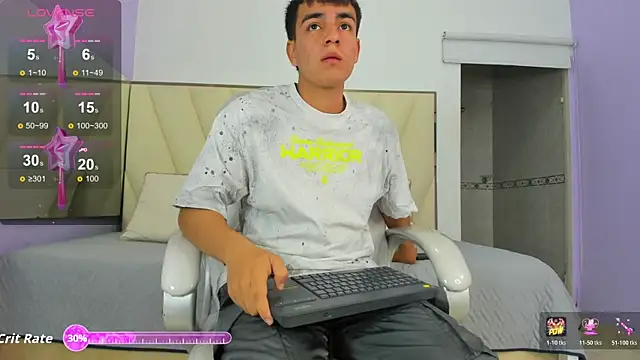 Hotboy21  online show from 01-13-26, 03:56