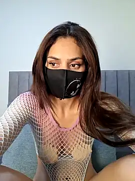Snapshot of Assil_sexy chatting on 06-17-26, 10:21 Assil sexy online show from 06-17-26, 10:21