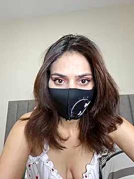 Snapshot of Assil_sexy chatting on 08-01-26, 10:14 Assil sexy online show from 08-01-26, 10:14