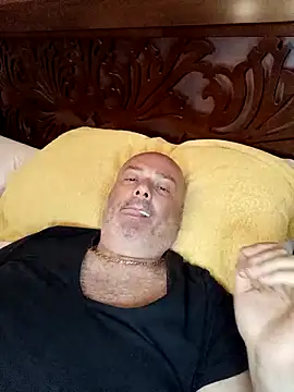 Alexis Bull online show from 09-12-25, 05:24