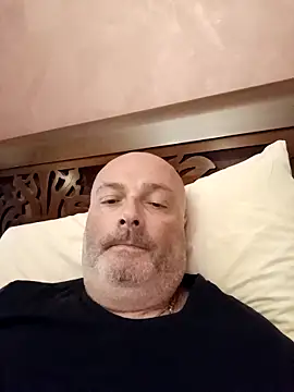 Alexis Bull online show from 09-20-25, 08:04