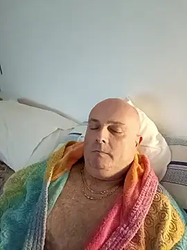 Alexis Bull online show from 01-12-26, 12:27