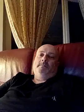 Alexis Bull online show from 03-08-26, 11:30