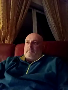 Alexis Bull online show from 03-27-26, 11:37