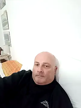 Alexis Bull online show from 03-30-26, 09:43